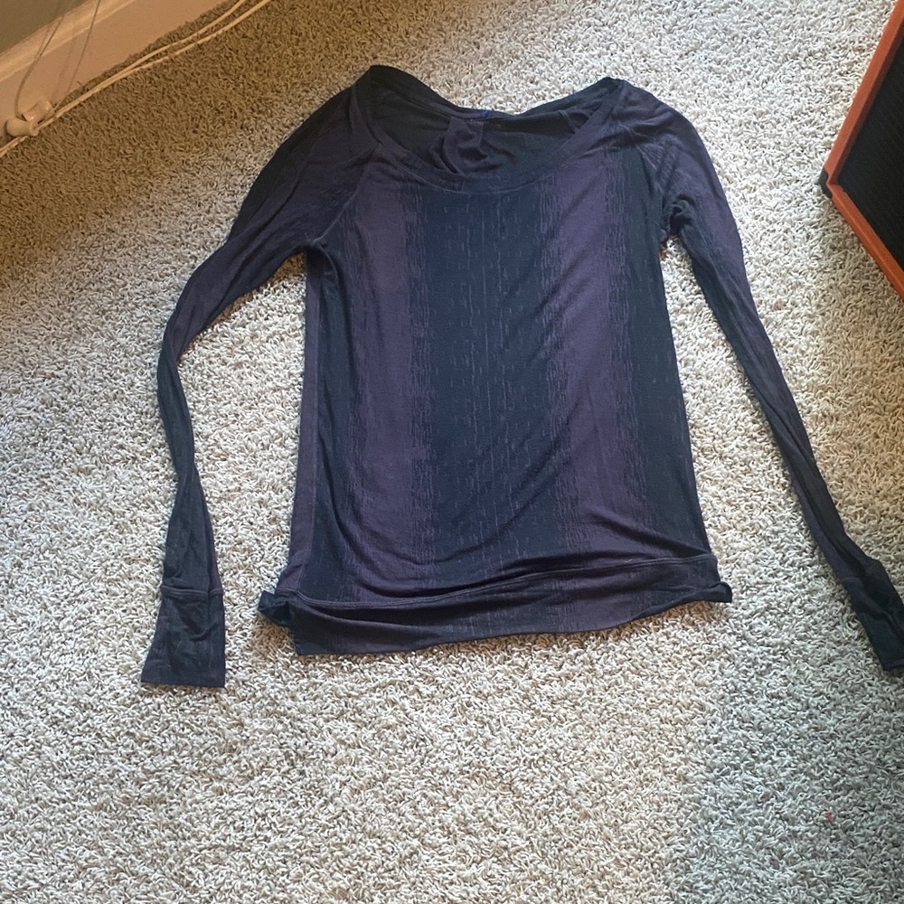 lululemon athletica purple black Long Sleeve burn out sheer Top with thumb holes